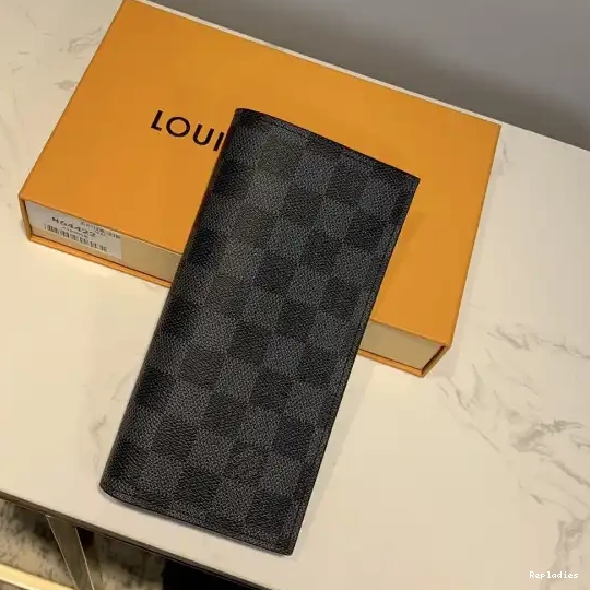 VUITTON LOUIS WALLET ALEXANDRE 0526